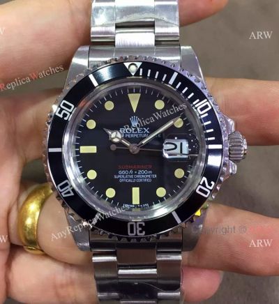 Single Red Rolex Vintage Submariner Replica Watch Black Dial Thick Plexiglass Crystal
